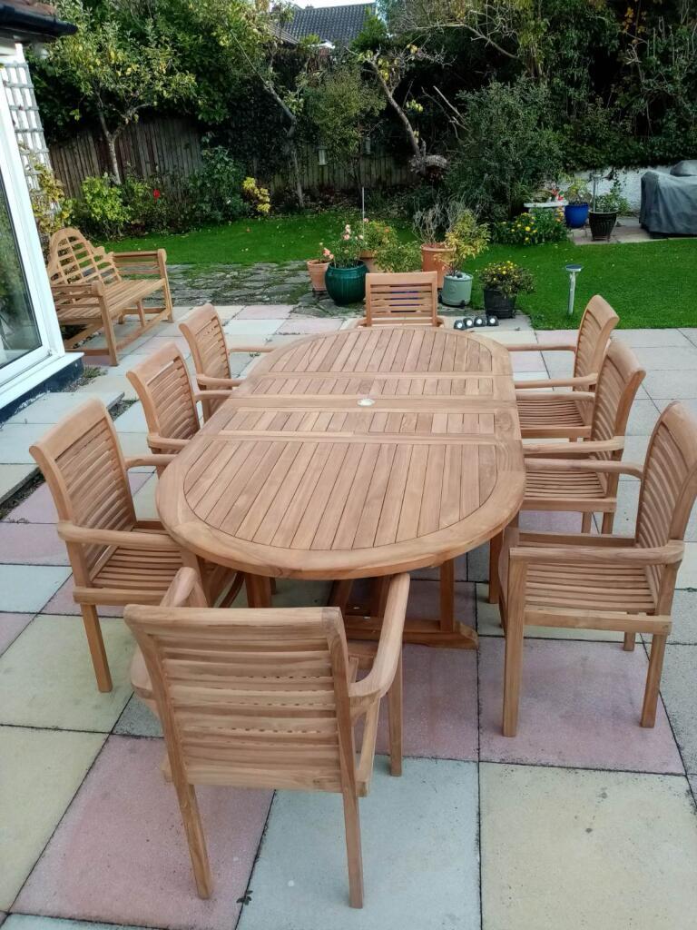 Oval Extending Table